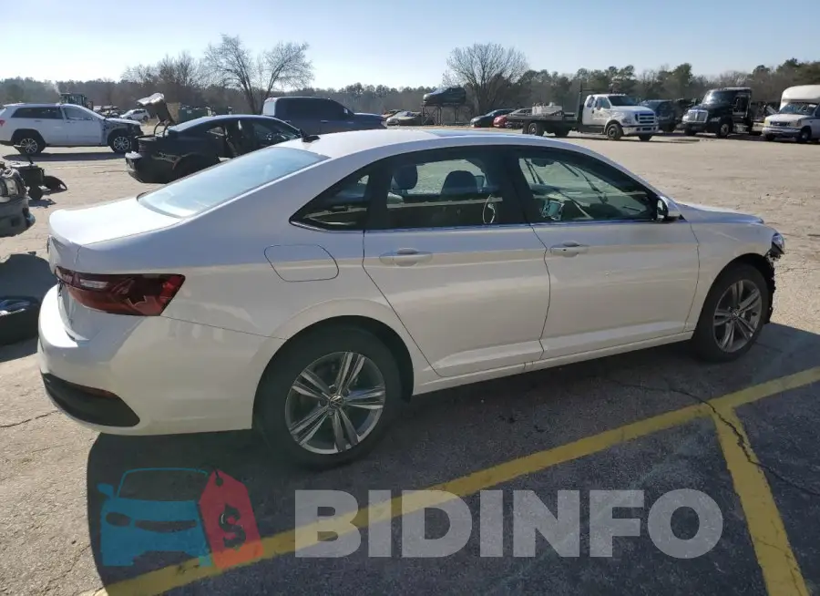 3VW7M7BU4RM074640 Photo# 3