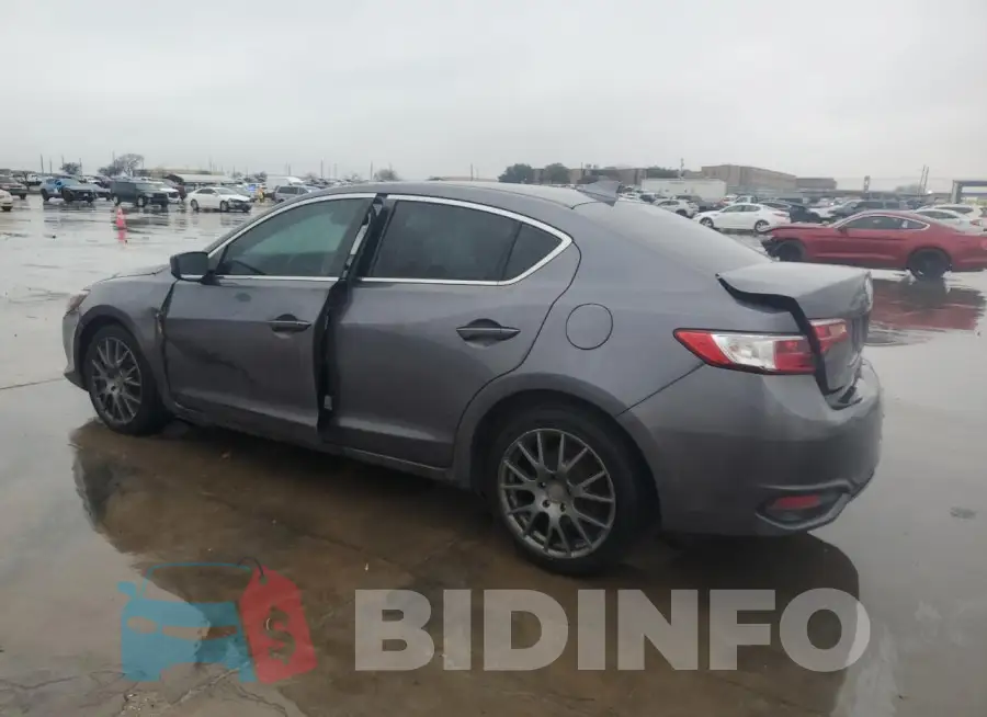 19UDE2F35JA000993 Photo# 2