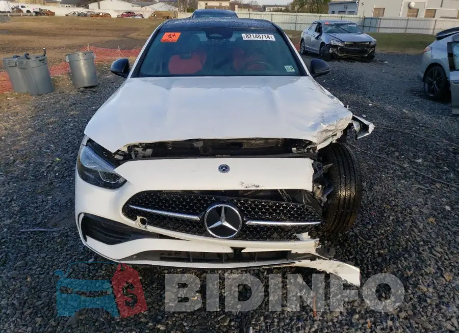 W1KAF4HB4RR158968 Photo# 5