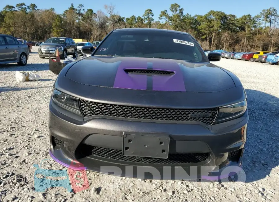 2C3CDXCT4PH640318 Photo# 5