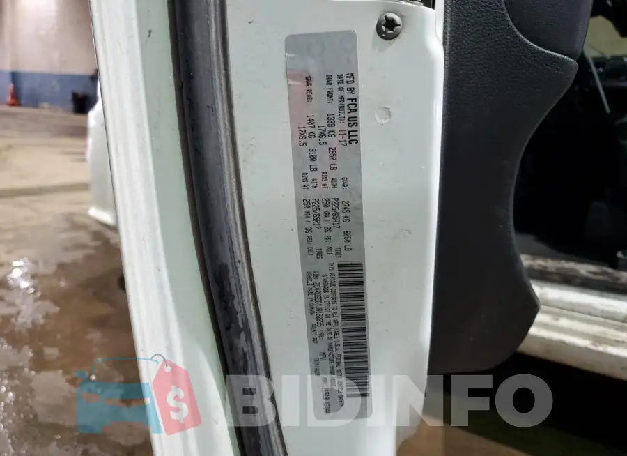2C4RDGEG1JR150295 Photo# 13