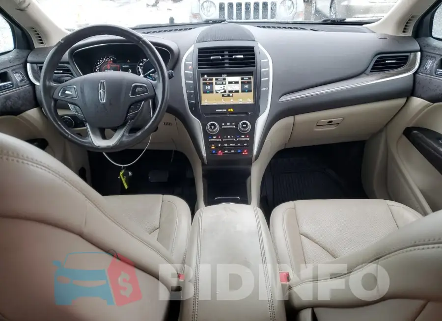 5LMCJ3C9XHUL69452 Photo# 8