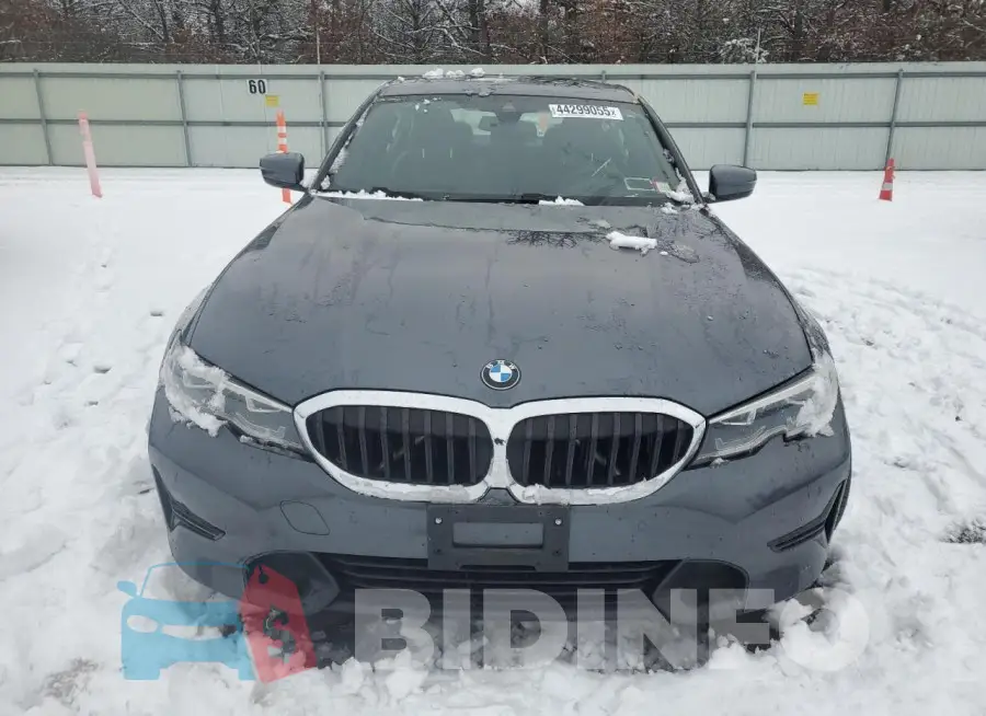 3MW5R1J07L8B25293 Photo# 5