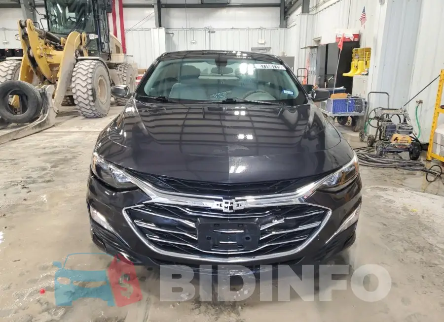 1G1ZB5ST0NF186061 Photo# 5