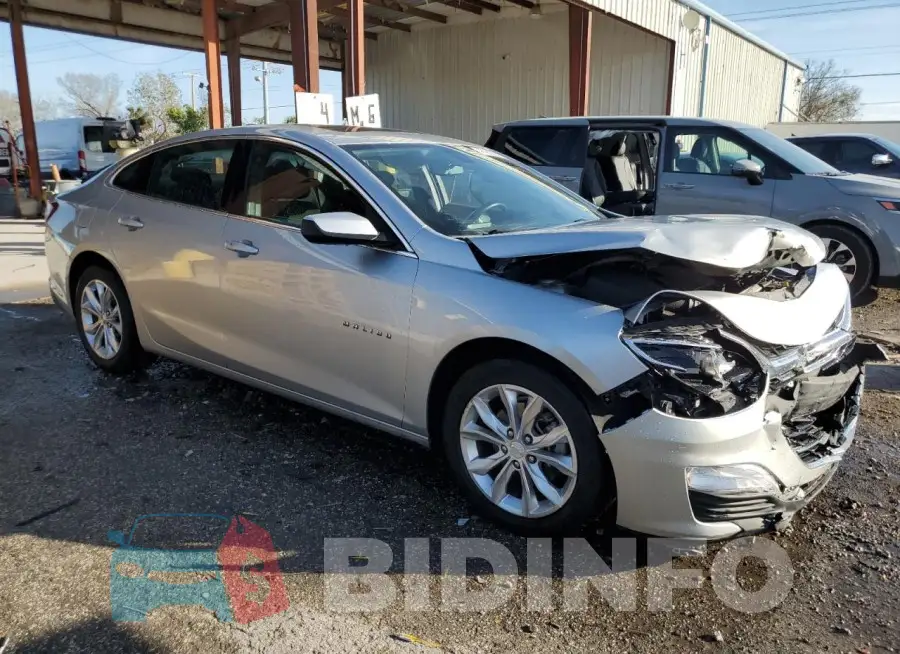 1G1ZD5ST9MF016838 Photo# 4