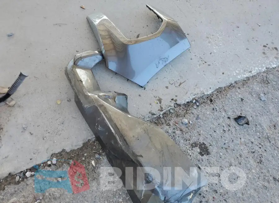 1GCGTDEN8N1317818 Photo# 12