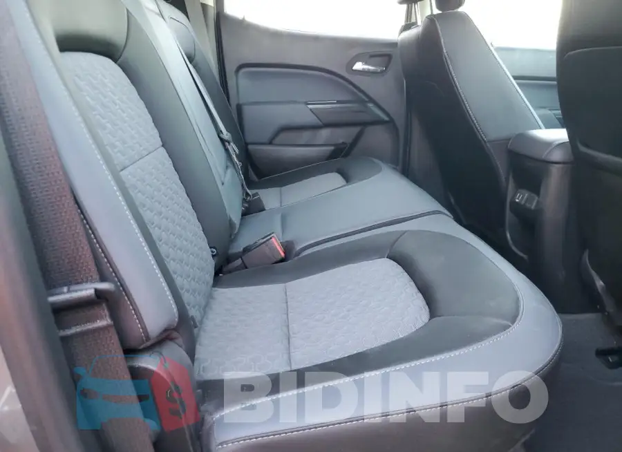 1GCGTDEN8N1317818 Photo# 10