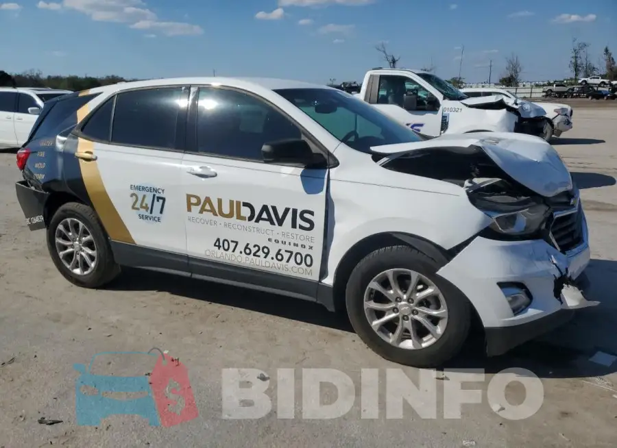 3GNAXHEV8JS552026 Photo# 4