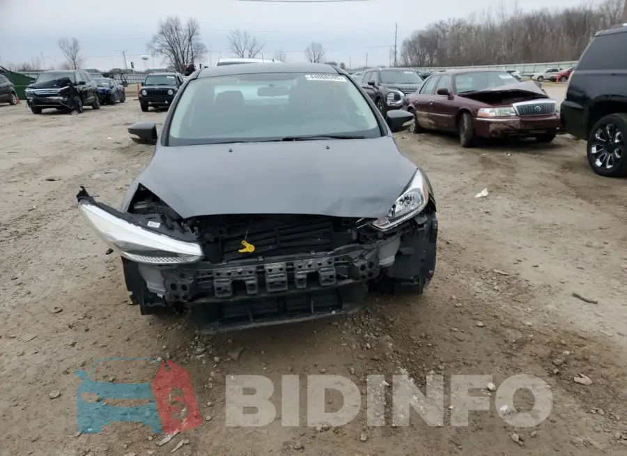 1FADP3F28HL317886 Photo# 5