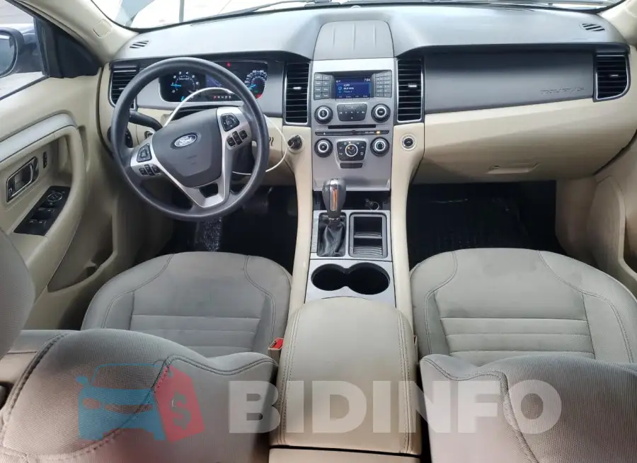 1FAHP2D8XGG154121 Photo# 8