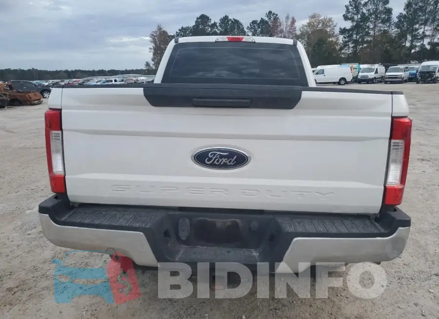1FT7W2BT3HEF42353 Photo# 6