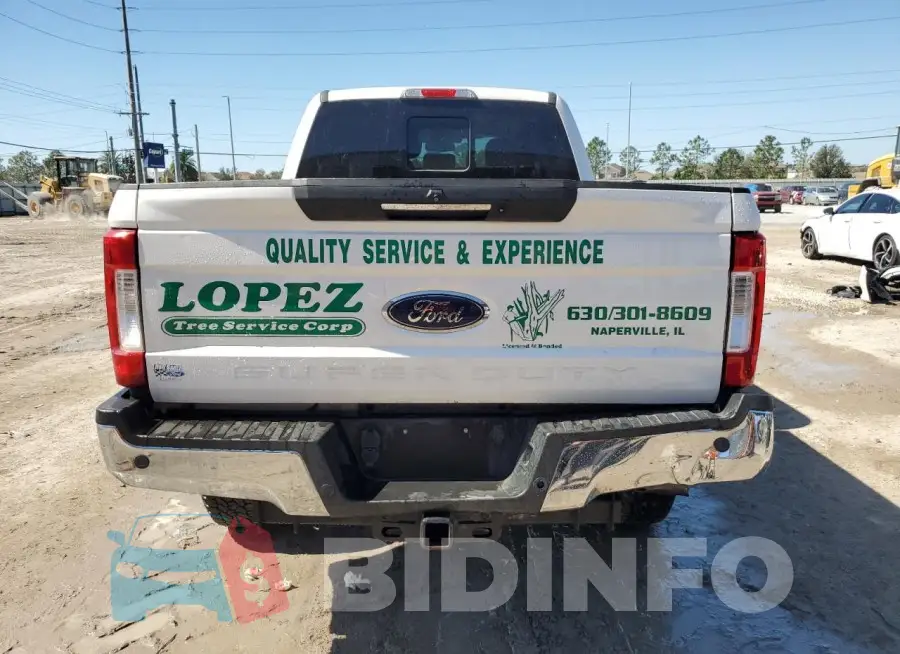 1FT8W3BT6HEF32748 Photo# 6