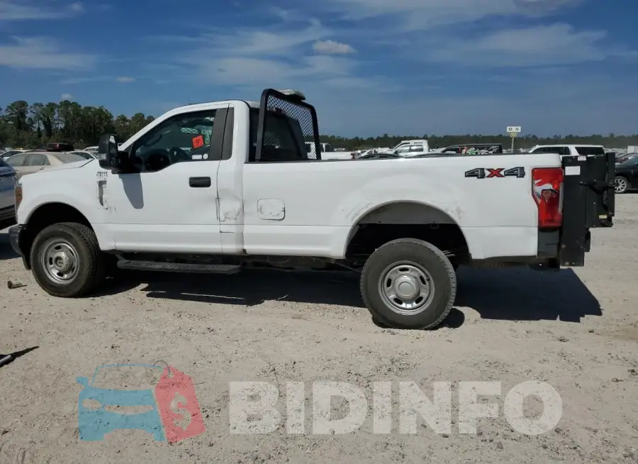 1FTBF2B61JEC69052 Photo# 2
