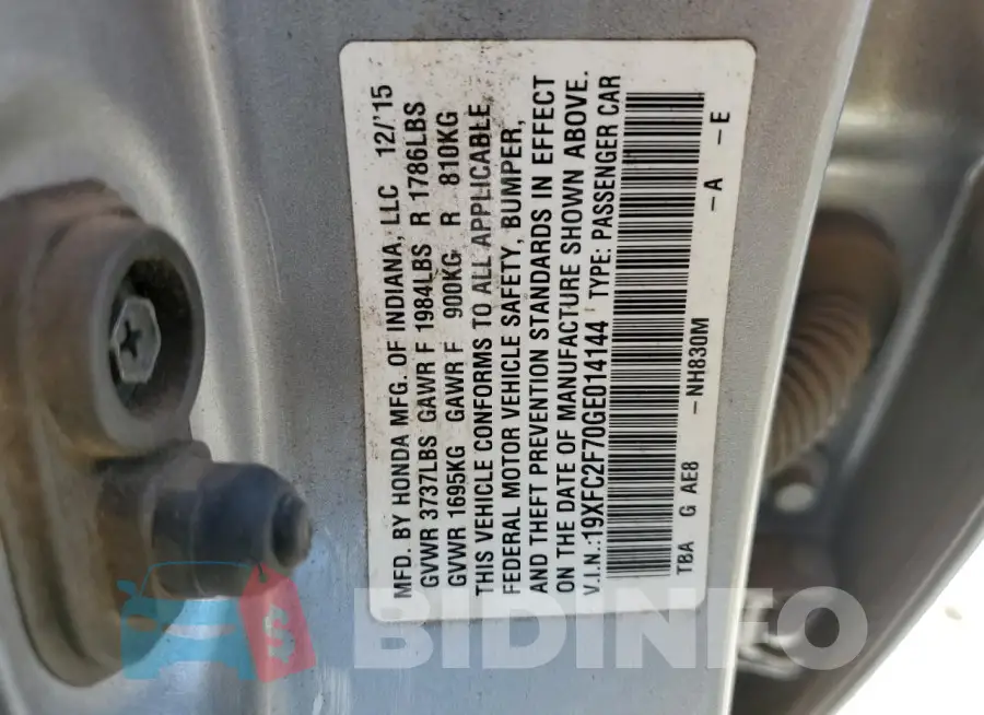 19XFC2F70GE014144 Photo# 12
