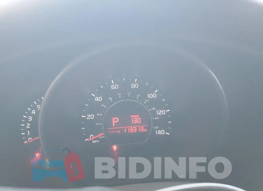 KNDJP3A5XJ7571211 Photo# 9