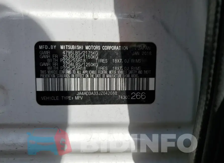 JA4AD3A33JZ042088 Photo# 14