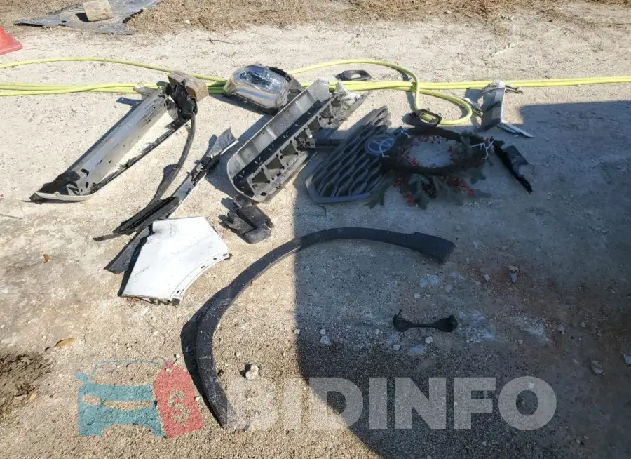 3TYAZ5CN7MT002995 Photo# 12