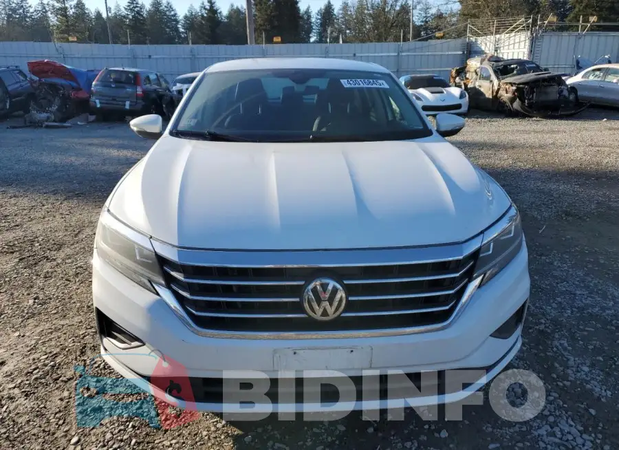 1VWSA7A33LC007743 Photo# 5