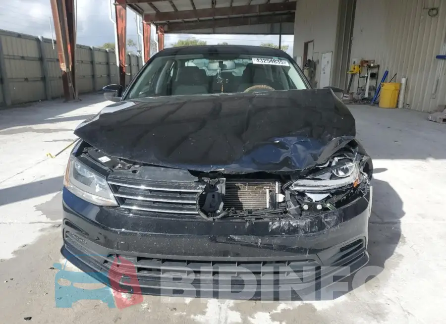 3VW2B7AJ2HM323247 Photo# 5