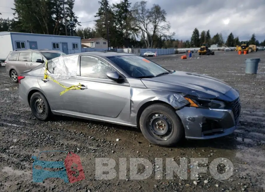 1N4BL4BV2PN389050 Photo# 4