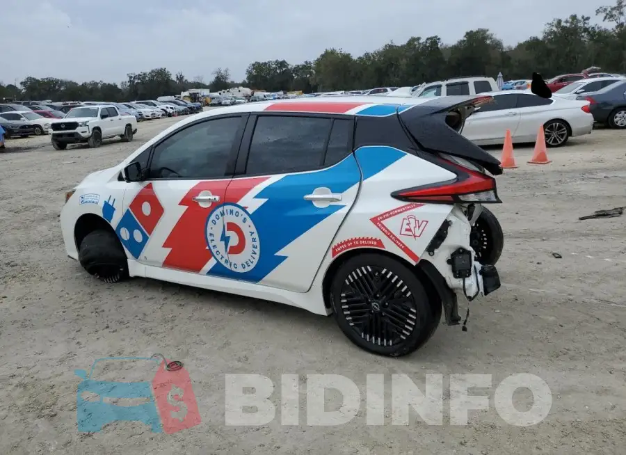 1N4CZ1CV8RC553013 Photo# 2