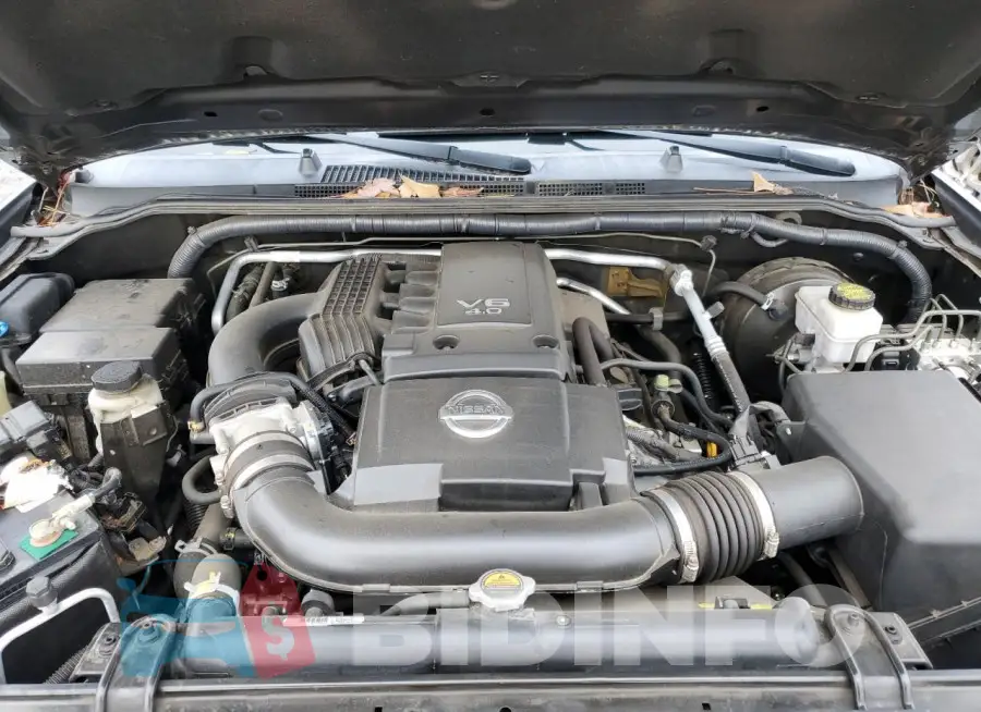 1N6AD0EV7JN758321 Photo# 11