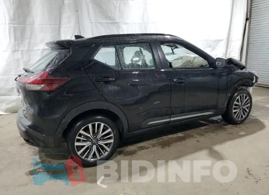 3N1CP5DV3RL524502 Photo# 3