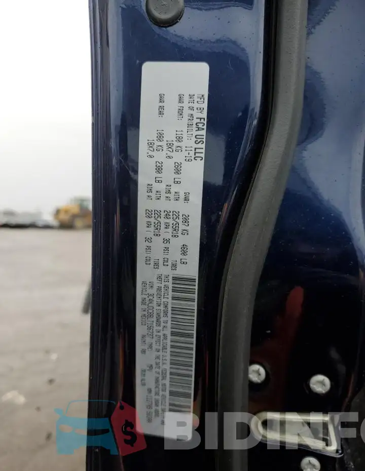 3C4NJDCB8LT156737 Photo# 14
