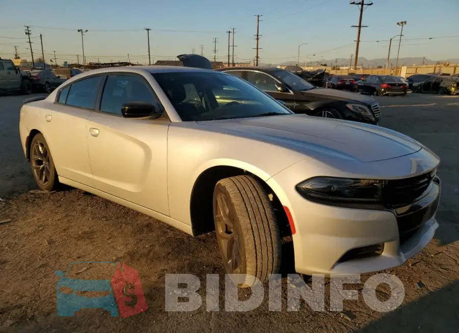 2C3CDXBG3PH555393 Photo# 4