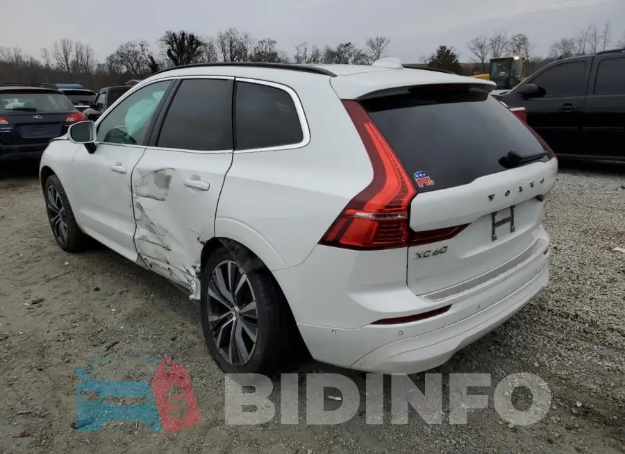 YV4L12RK9N1982166 Photo# 2