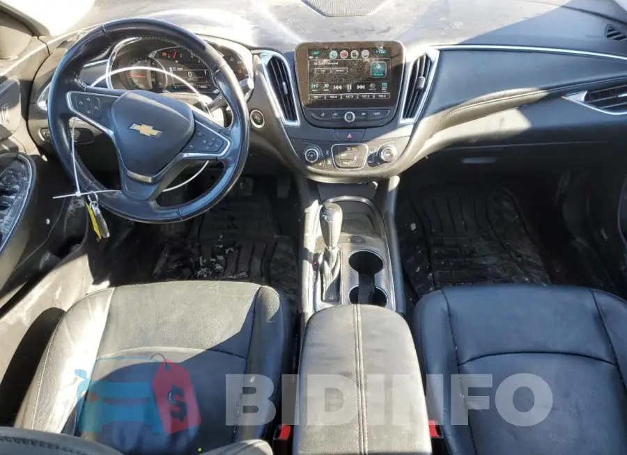 1G1ZD5ST3JF163247 Photo# 8