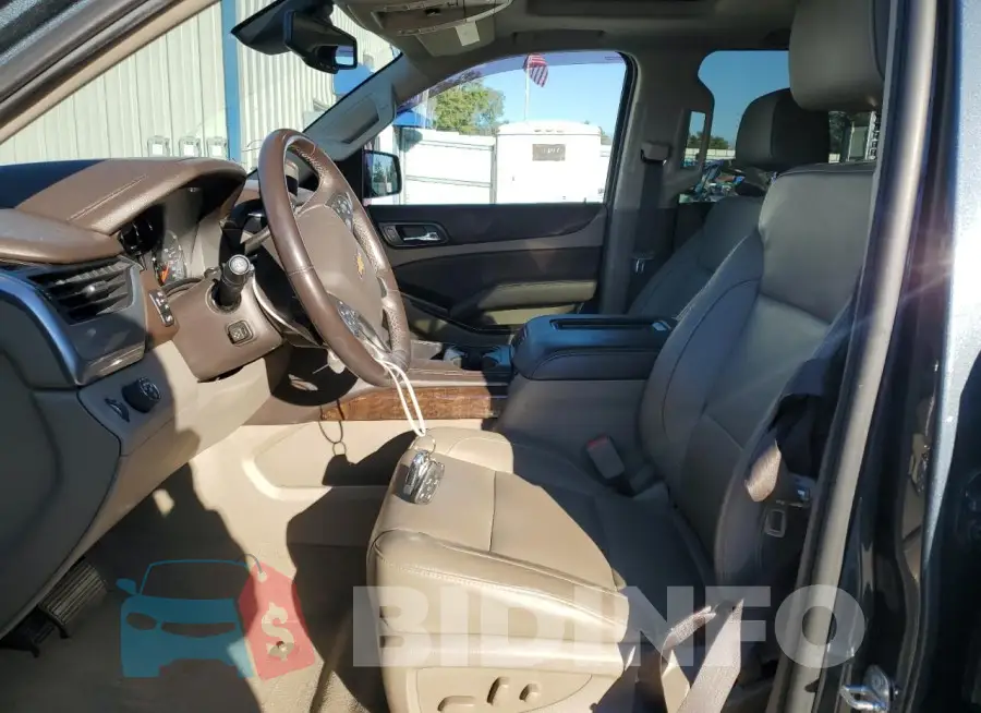 1GNSCHKC3LR178997 Photo# 7