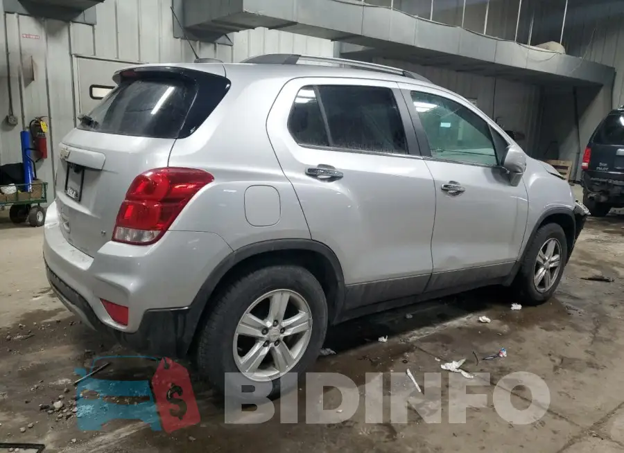 KL7CJLSB5JB667353 Photo# 3