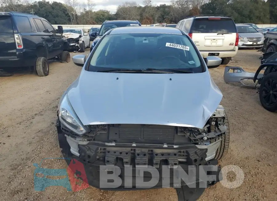 1FADP3FE2JL285114 Photo# 5