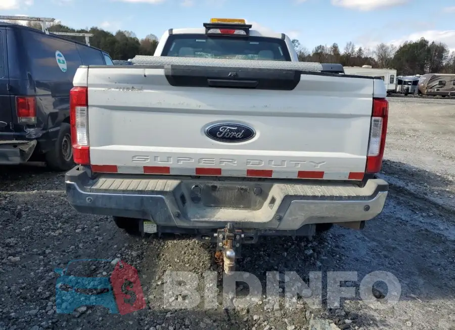 1FT7X2A68KEG66277 Photo# 6
