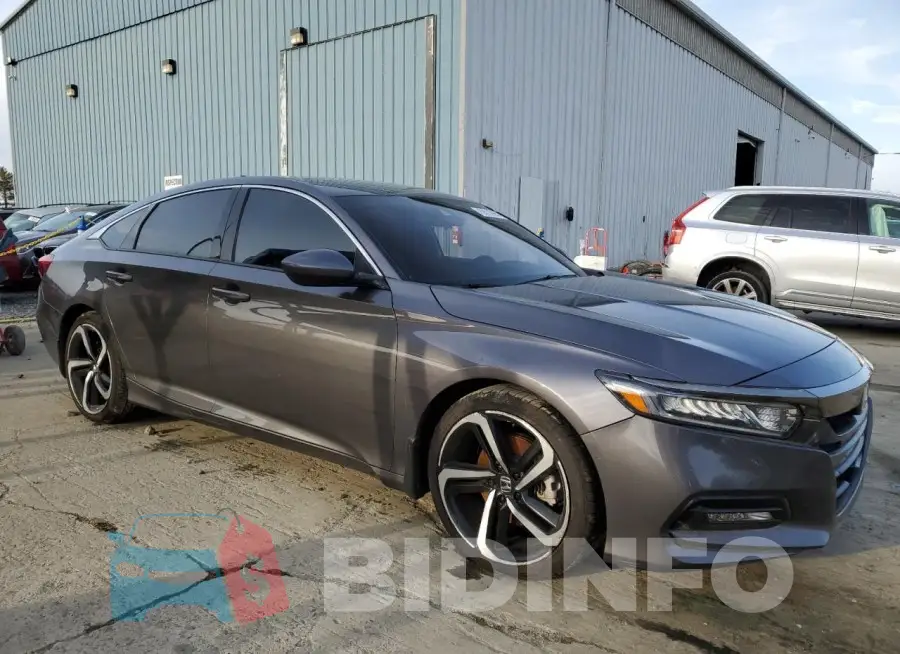 1HGCV1F35LA136811 Photo# 4