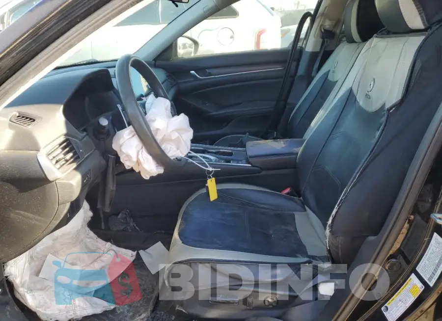 1HGCV3F48JA010654 Photo# 7