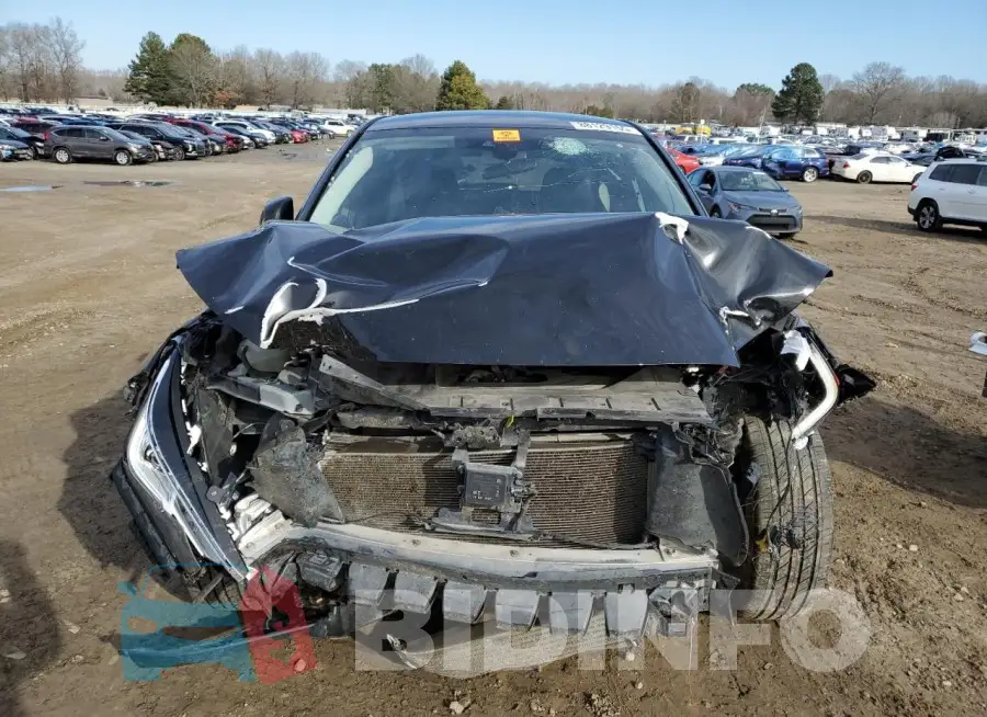 3PCAJ5M19LF115980 Photo# 5