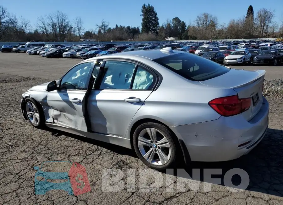 WBA8E3G5XGNU01458 Photo# 2