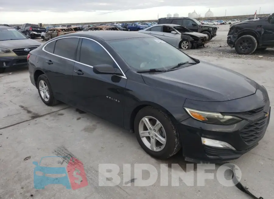 1G1ZB5ST0KF124266 Photo# 4