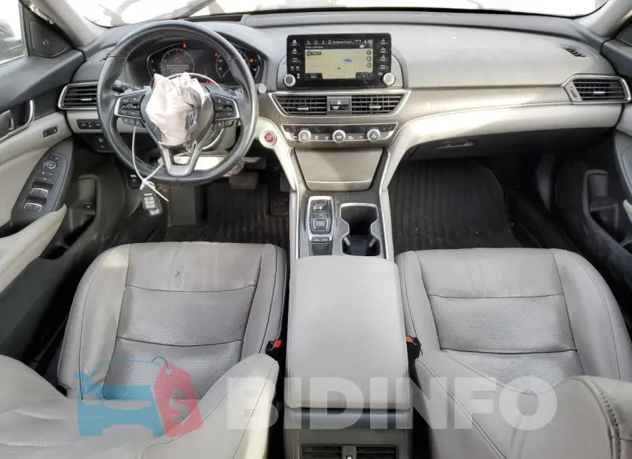 1HGCV2F90JA046893 Photo# 8