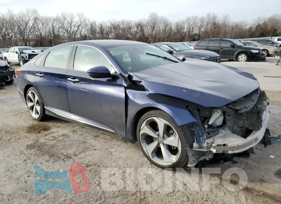 1HGCV2F90JA046893 Photo# 4