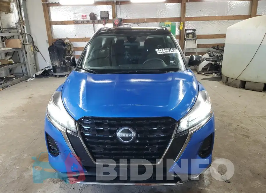 3N1CP5DV5PL547647 Photo# 5