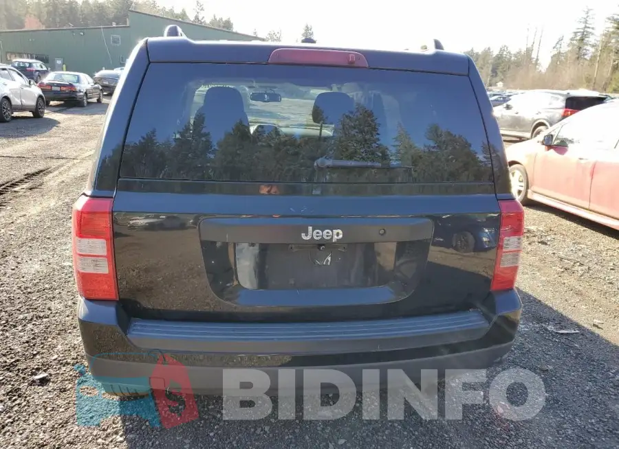 1C4NJPBB3HD161750 Photo# 6