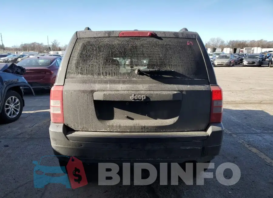 1C4NJPBB4GD656537 Photo# 6