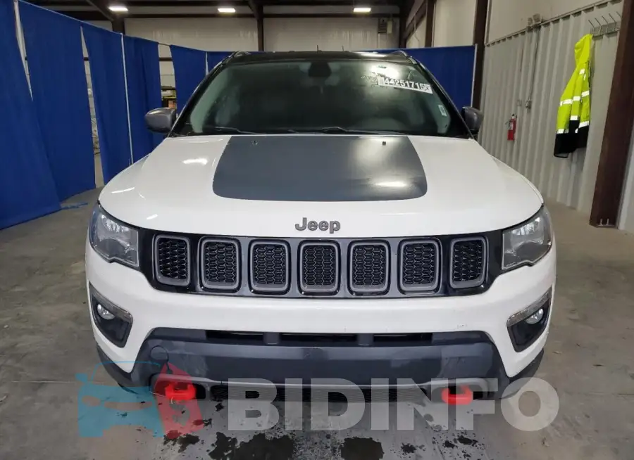 3C4NJDDB1LT111833 Photo# 5