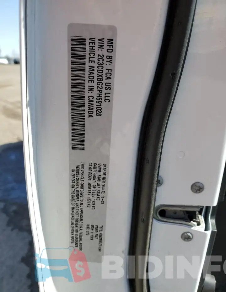 2C3CDXBG2PH691028 Photo# 12