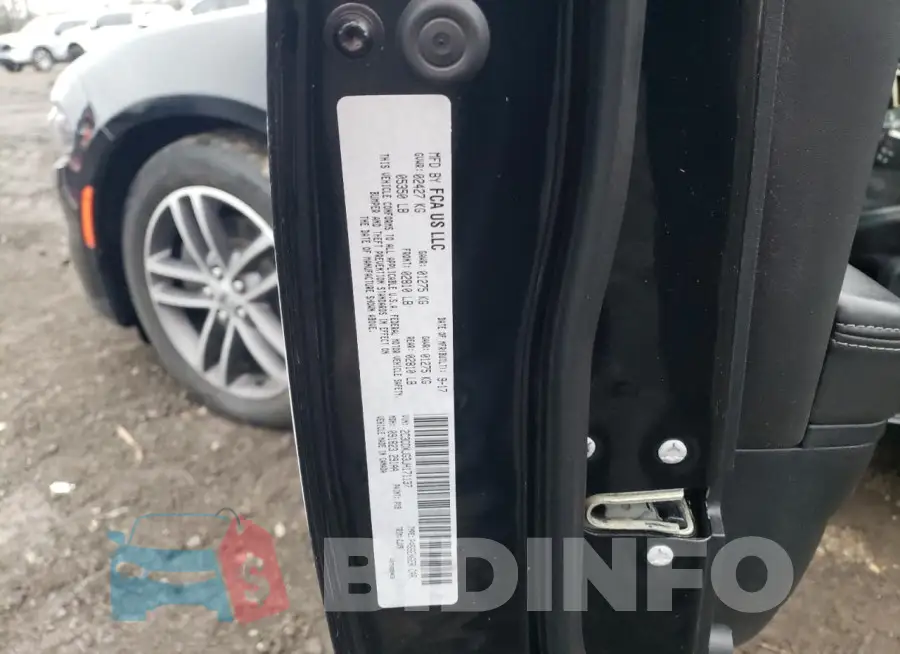 2C3CDXJG3JH171137 Photo# 12