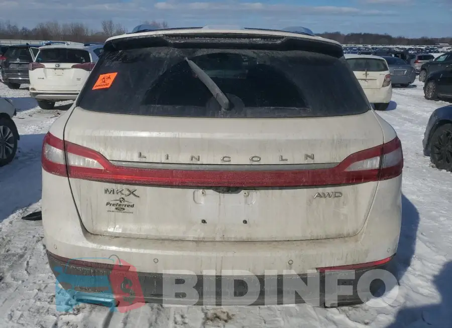 2LMTJ8LR1GBL39412 Photo# 6