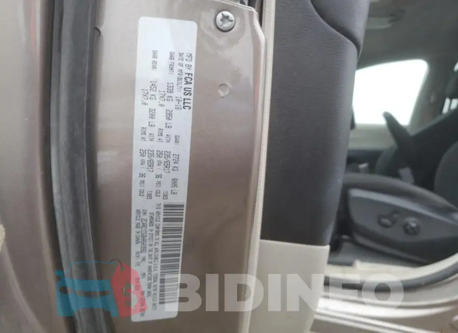 2C4RC1DG8HR603582 Photo# 14